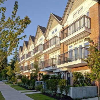 Body Towne Walk Front